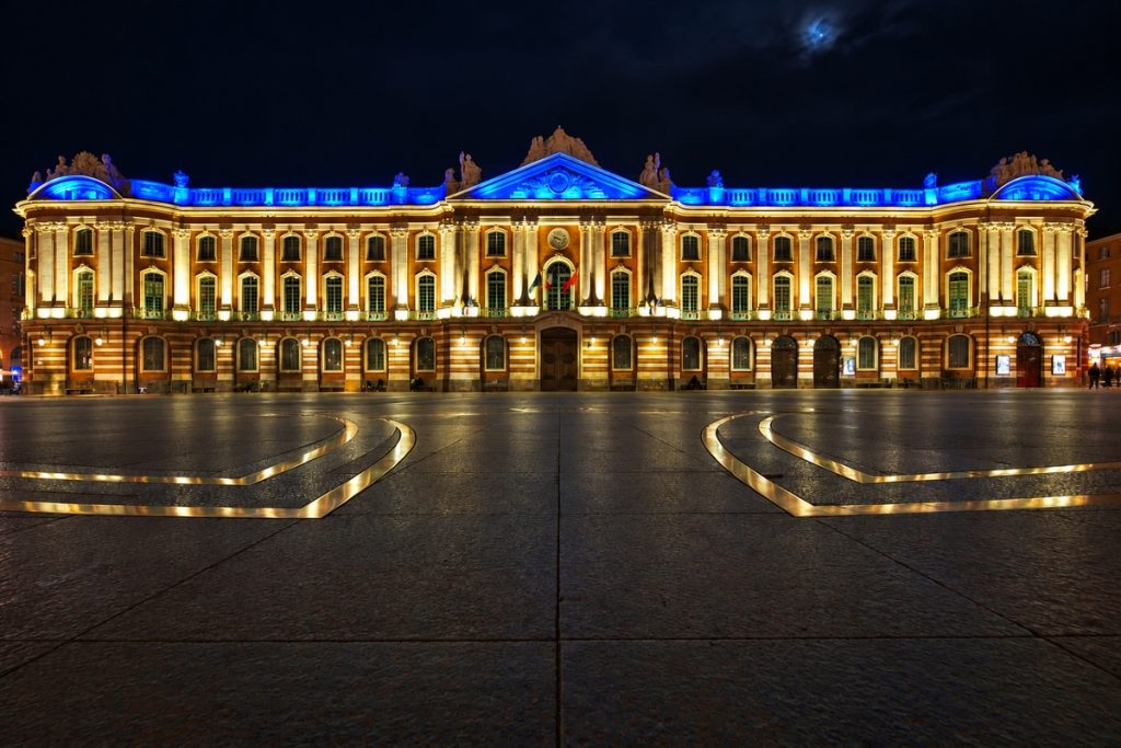 Capitole de Toulouse illustrant les municipales 2026 et les enjeux d’urbanisme